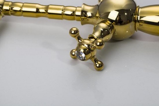 goud gepolijste mengkraan