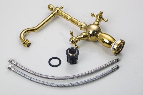 badkamer kraan goudkleurig afgewerkt