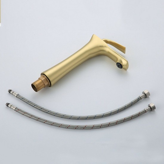 Complete set mat gouden wastafelkraan