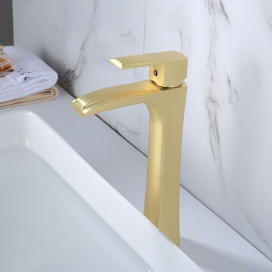 Wastafelkraan mat goud 1